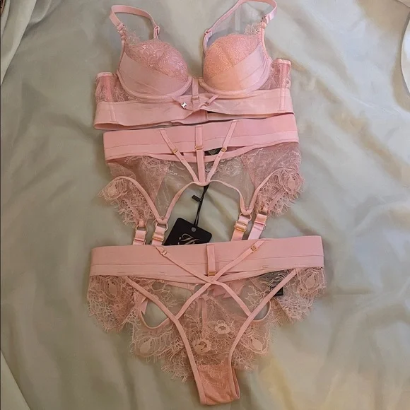 Honey Birdette Belinda full set in Candy Pink